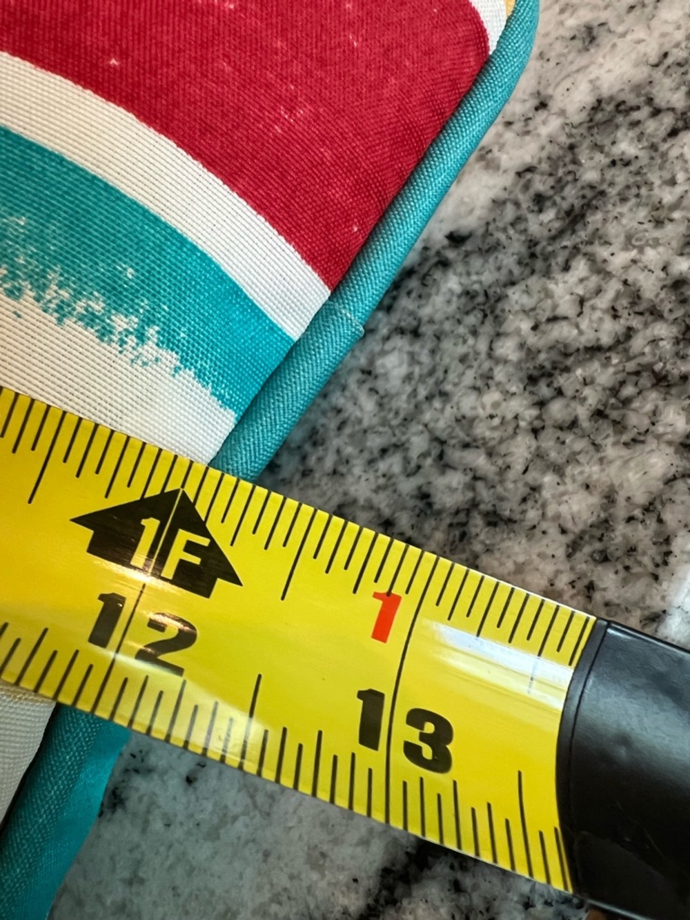 Set of 2 🐦 Decorative Bird Throw Pillows in Teal, Yellow & Red - Picture 5 of 5